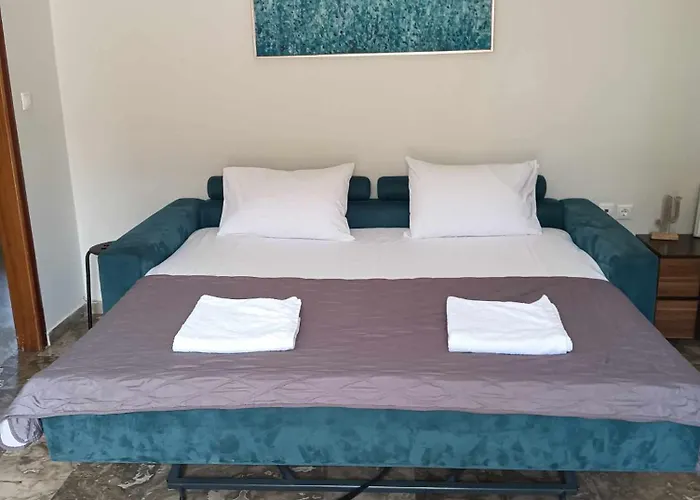 Chania * Chania (Crete)